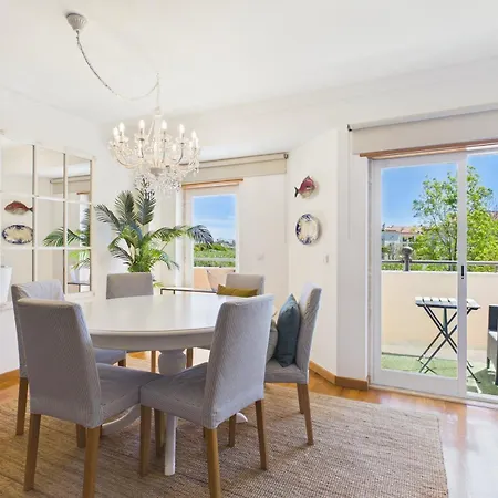 公寓 Spacious 3br W/ Balcony Near | By Airnest